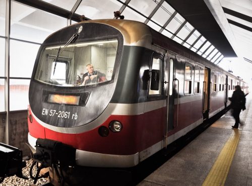 voyage_travel_industry_station_wagon_europe_platform_poland-265298.jpg!d